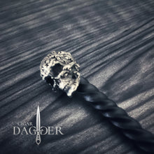 Load image into Gallery viewer, Twisted Metal Cigar Dagger