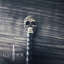 Load image into Gallery viewer, Twisted Metal Cigar Dagger