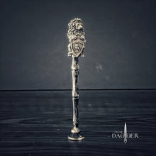 Load image into Gallery viewer, Lions Den Pipe Tamper