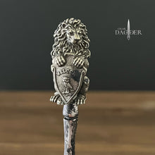 Load image into Gallery viewer, Lions Den Pipe Tamper