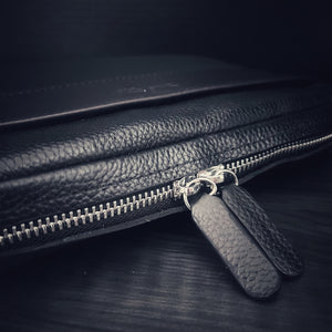 The Limited Edition Black & Brown Leather Cigar Case