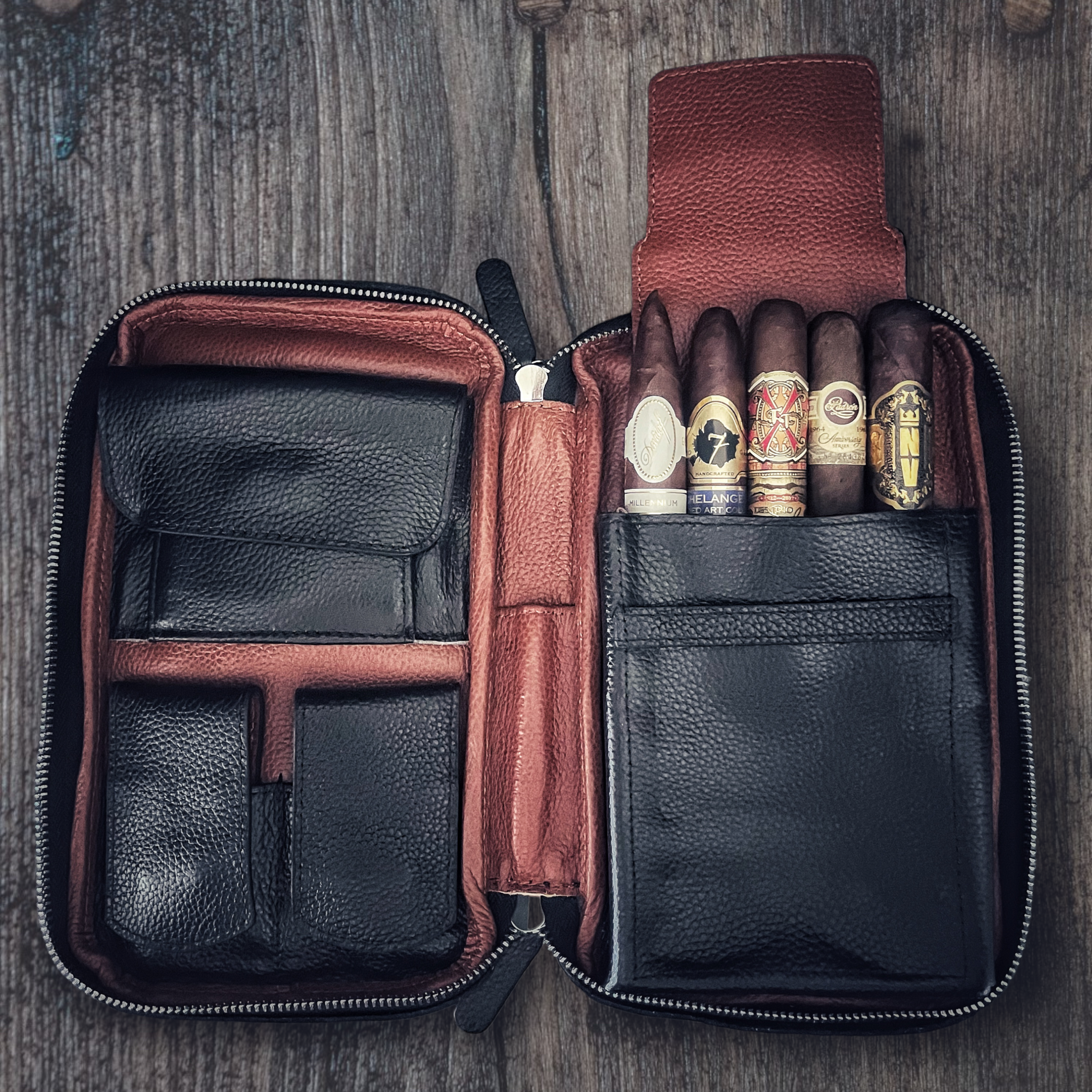 Luxury Brown Leather Cigar Case With Cutter - Vintage Gentlemen